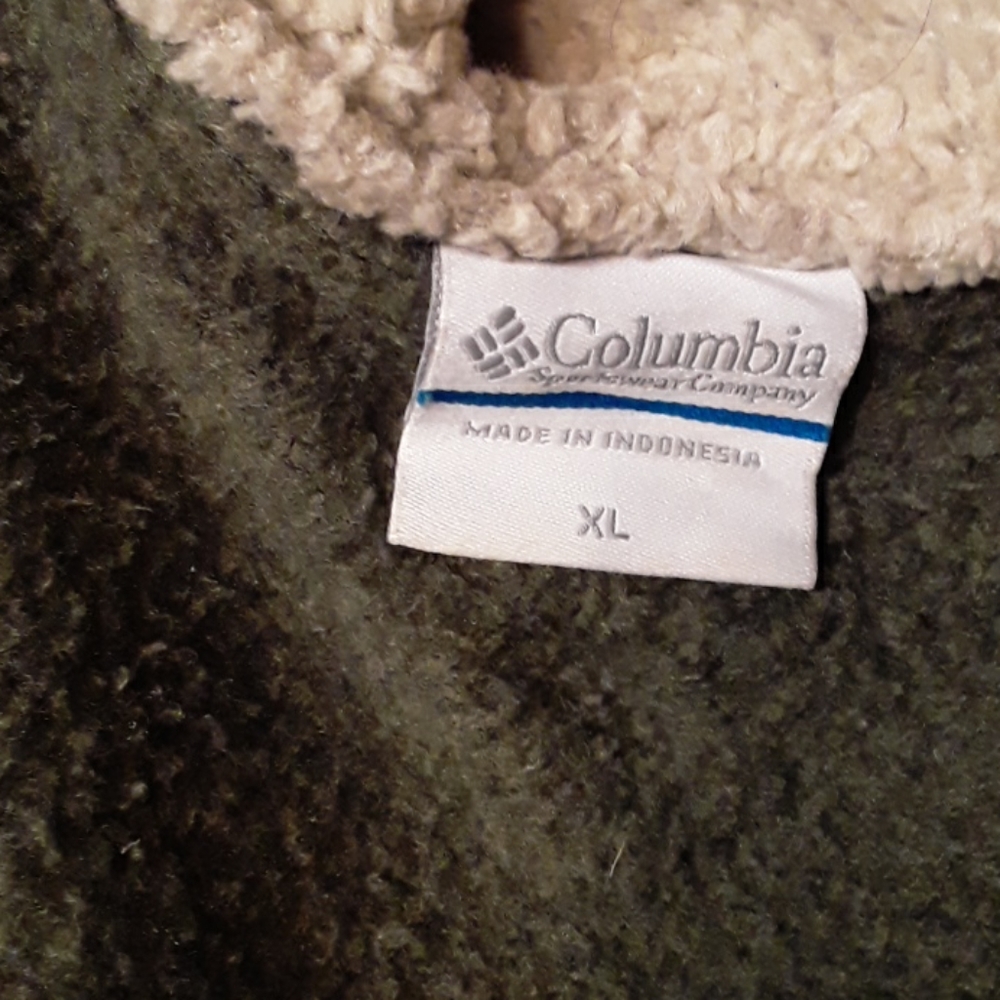 Fleece jacket - Picture 2 of 3